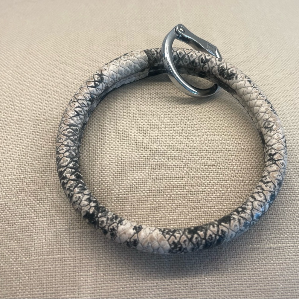 O ring Keychain Bangle